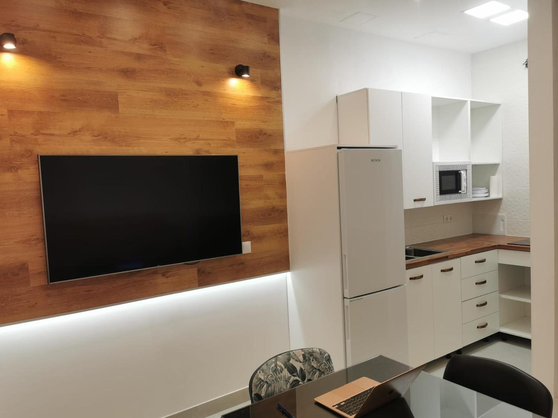 טורמולינוס Urbanizacion La Roca, Estudio חדר תמונה