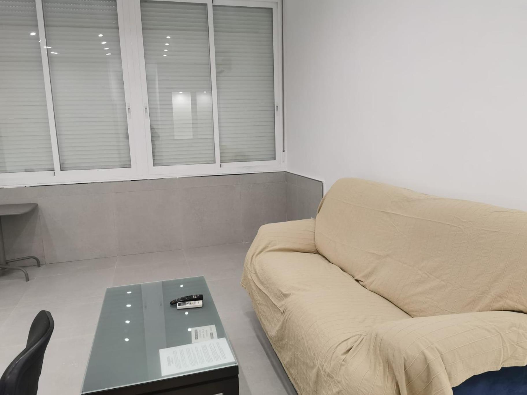 טורמולינוס Urbanizacion La Roca, Estudio חדר תמונה